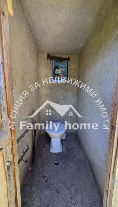 Продажба - Къща в Метличина,  Варна