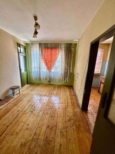 Продажба - Апартамент в Център,  Пловдив
