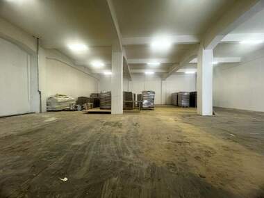 For rent - Storage/Storage Unit in Targovia na edro,  Ruse