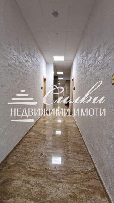 Аренда - Офис в Център,  Шумен