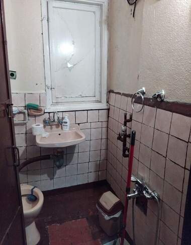 Verkauf - Etage von Haus in Dupniza,  Küstendil