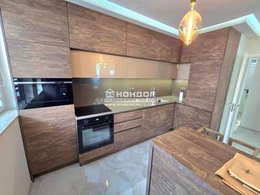 Vânzare - Apartament în Kărșiaka,  Plovdiv