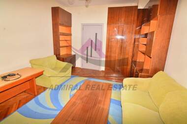 Închiriere - Apartament în Ceaîka,  Varna