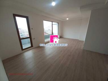 Vânzare - Apartament în Kazanski-iztok,  Stara Zagora