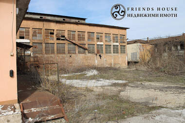 Vânzare - Spațiu industrial/Service auto/Spațiu de depozitare/Depozit în Gorna Oriahovița,  Veliko Tărnovo
