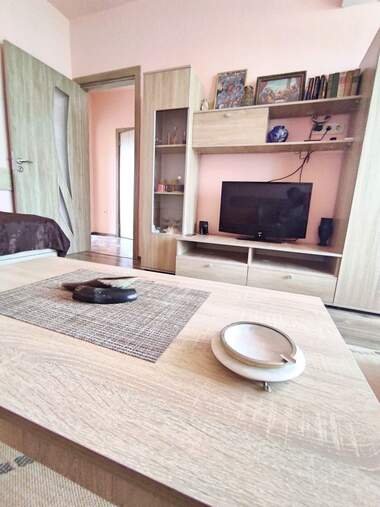 Închiriere - Apartament în Țentăr,  Burgas
