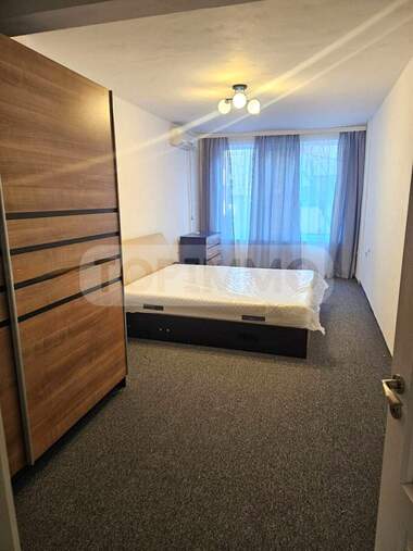 Închiriere - Apartament în Sportna zala,  Varna