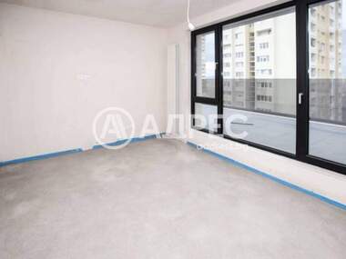 Vânzare - Apartament în Mladost-2,  Sofia