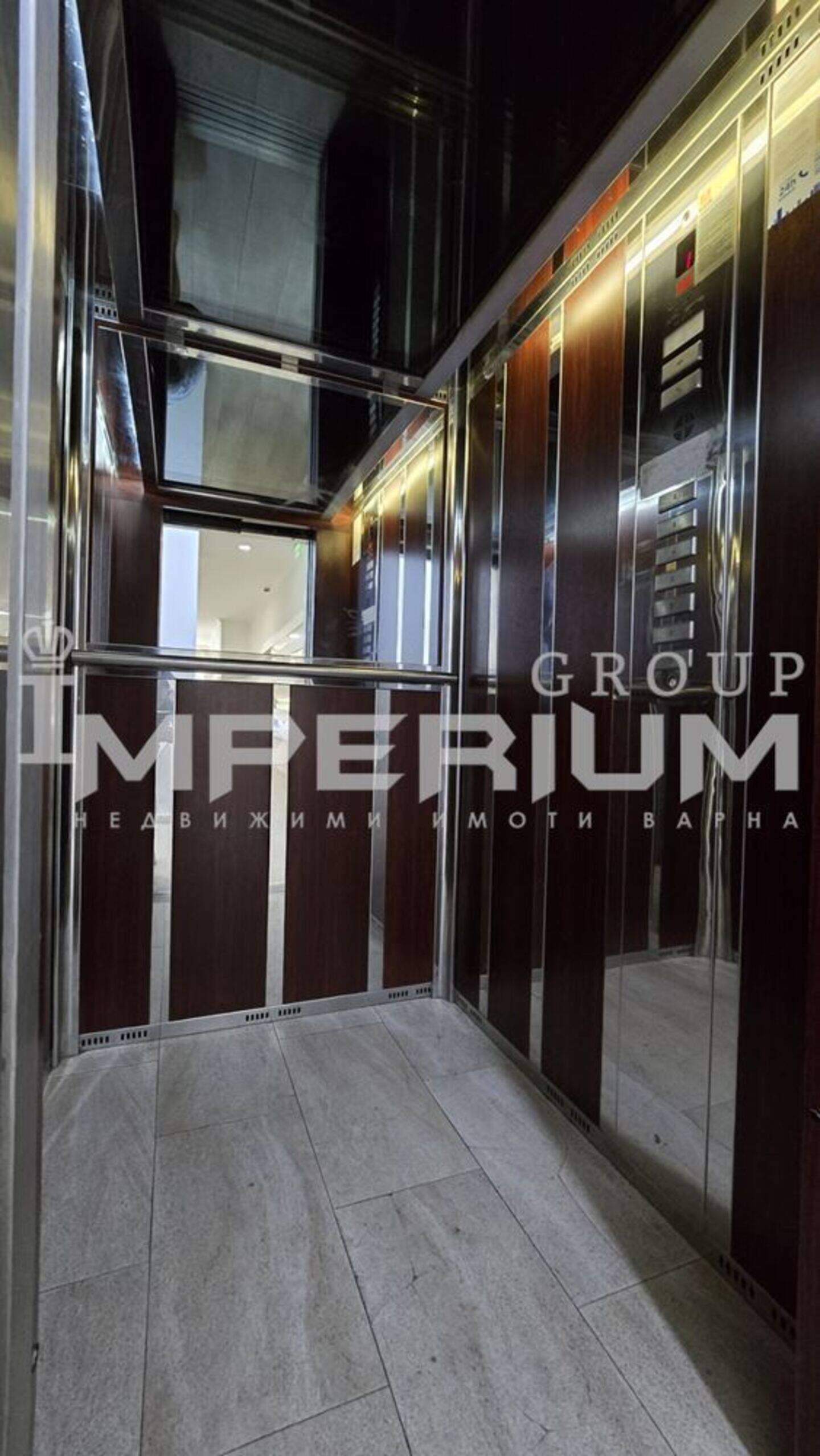Офис в Централна поща, Варна – снимка 8