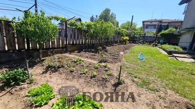 Продажба - Къща в Червена Вода,  Русе