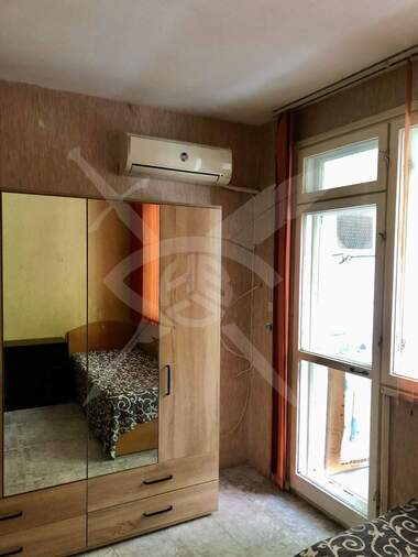 Închiriere - Apartament în Liatno kino Trakia,  Varna