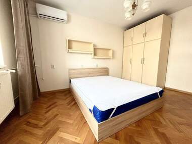 Închiriere - Apartament în Ideal City Center,  Pleven