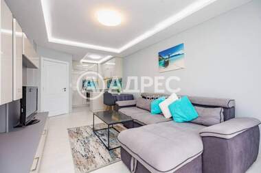 Ενοίκιο - Διαμέρισμα σε Бриз,  Варна