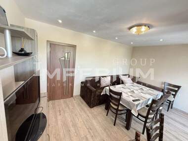 Închiriere - Apartament în Kazașko,  Varna