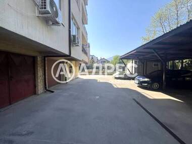 Închiriere - Apartament în Ovcea Kupel,  Sofia
