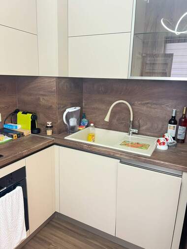 Închiriere - Apartament în Hristo Smirnenski,  Plovdiv