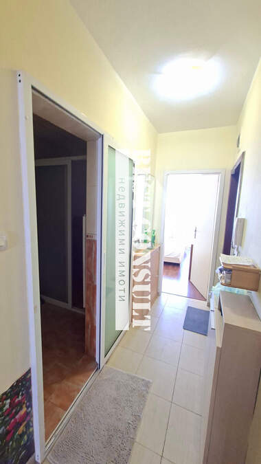 Închiriere - Apartament în Center,  Ruse