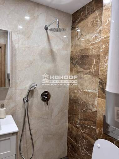 Vânzare - Apartament în Kărșiaka,  Plovdiv