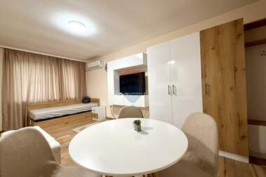 For sale - Apartment in Centеr,  Veliko Tarnovo