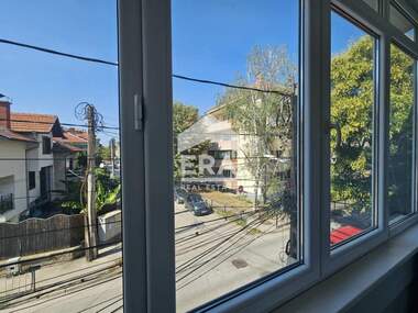 Satış - Apartman olarak Centar,  Loveç