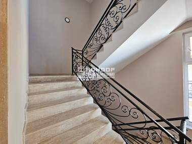 Vânzare - Apartament în Kărșiaka,  Plovdiv