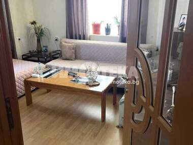 For sale - House in Kuklen,  Plovdiv