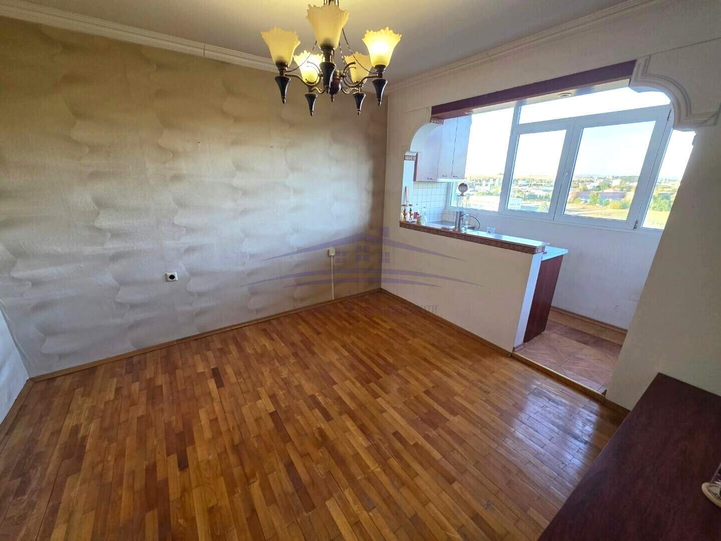 Δίδωμο Διαμέρισμα σε Κοοπερατιβεν  παζαρ, Ταργοβισχτε – φωτογραφία 5