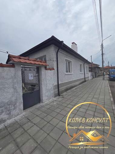 For sale - House in Popovica,  Plovdiv
