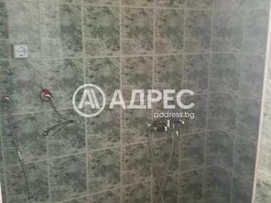 Ενοίκιο - Κατάστημα σε Център,  Пловдив