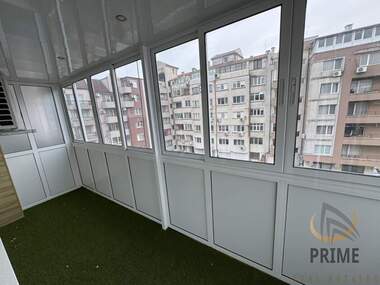 Închiriere - Apartament în Lazur,  Burgas