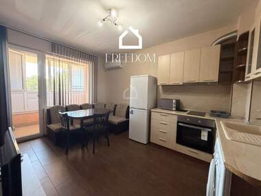 For rent - Apartment in Vazrajdane 1,  Varna