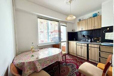 Vânzare - Apartament în Buzludja,  Veliko Tărnovo