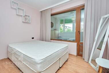 Vânzare - Apartament în Zornița,  Burgas