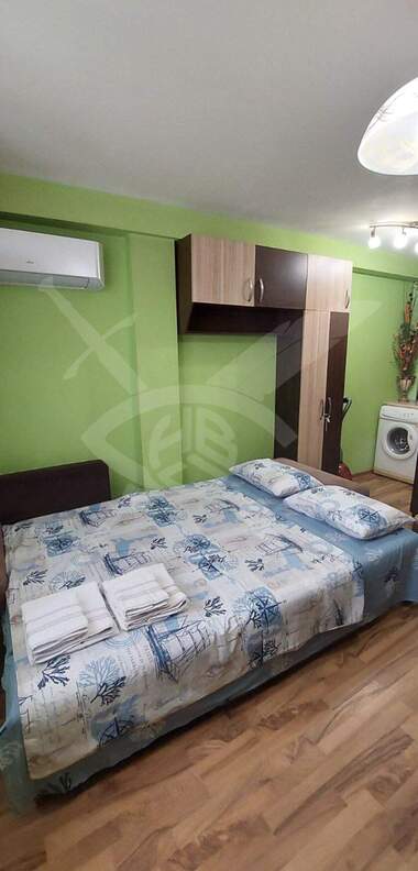 Kira - Apartman olarak Pogrebi,  Varna