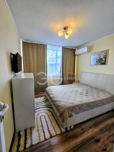 Продажба - Апартамент в Спортна зала,  Варна