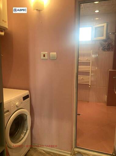 Închiriere - Apartament în Ideal City Center,  Pleven
