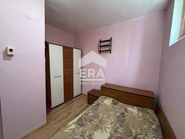 Verkauf - Wohnung in Tri tschutschura-üg,  Stara Zagora