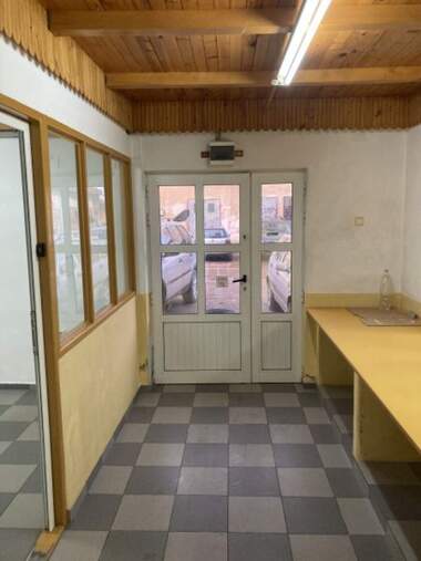 Vânzare - Depozit/Birou/Magazin/Spațiu industrial/Service auto/Spațiu de depozitare în Skladova baza,  Vrața