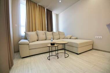 Închiriere - Apartament în Slaveîkov,  Burgas