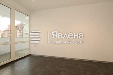 Наем - Офис в Център,  София