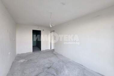 Vânzare - Apartament în Oboriștie,  Sofia