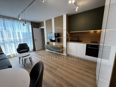 For sale - Apartment in Kiuchuk Parij,  Plovdiv