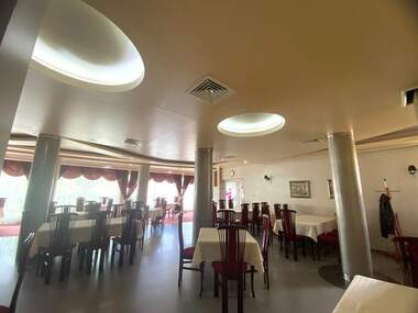 Vânzare - Restaurant în Karnobat,  Burgas