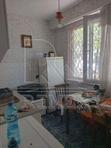 Продажа - Квартира у Света Троица,  София