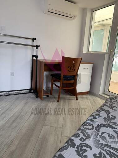 For rent - Apartment in VINS - Cherven ploshtad,  Varna