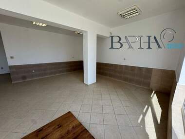 Miete - Laden/Büro/Lager/Schönheitssalon/Zahnarztbüro in Wladislawowo,  Warna