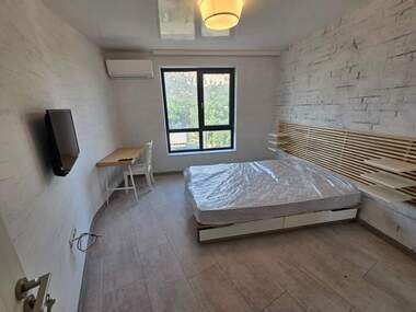 Închiriere - Apartament în Mladejki hălm,  Plovdiv