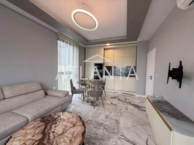 Vânzare - Apartament în Sfinții Constantin și Elena,  Varna