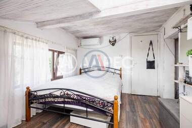 For sale - House in Manastirski rid,  Varna