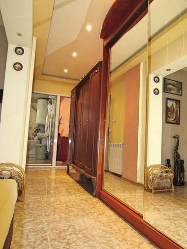 Închiriere - Apartament în Lazur,  Burgas
